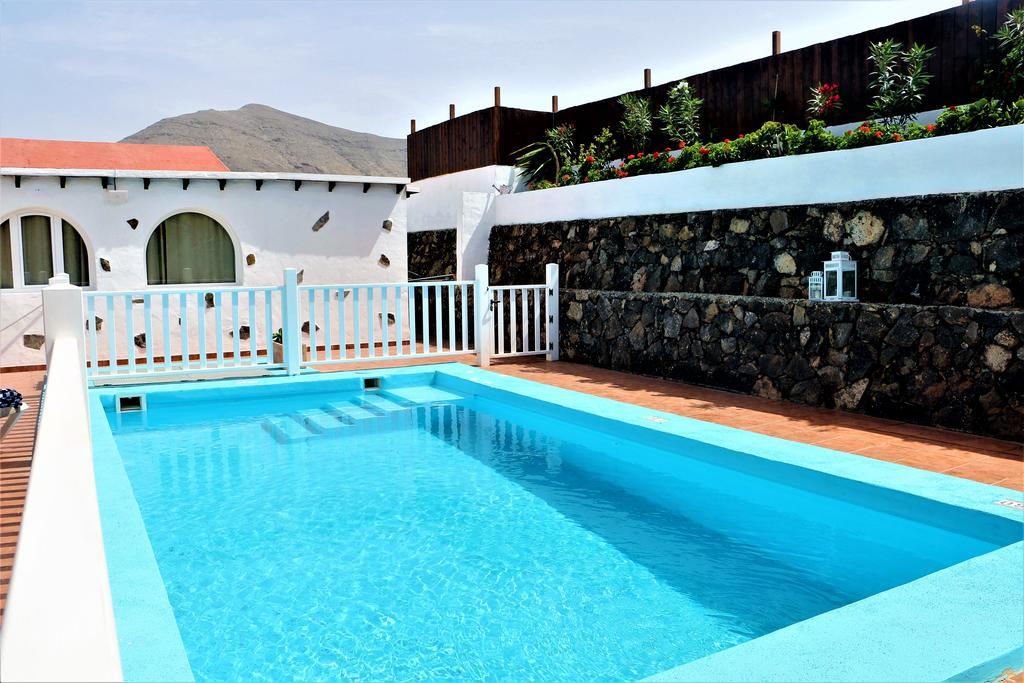 Villa Abraham Tefia Bagian luar foto